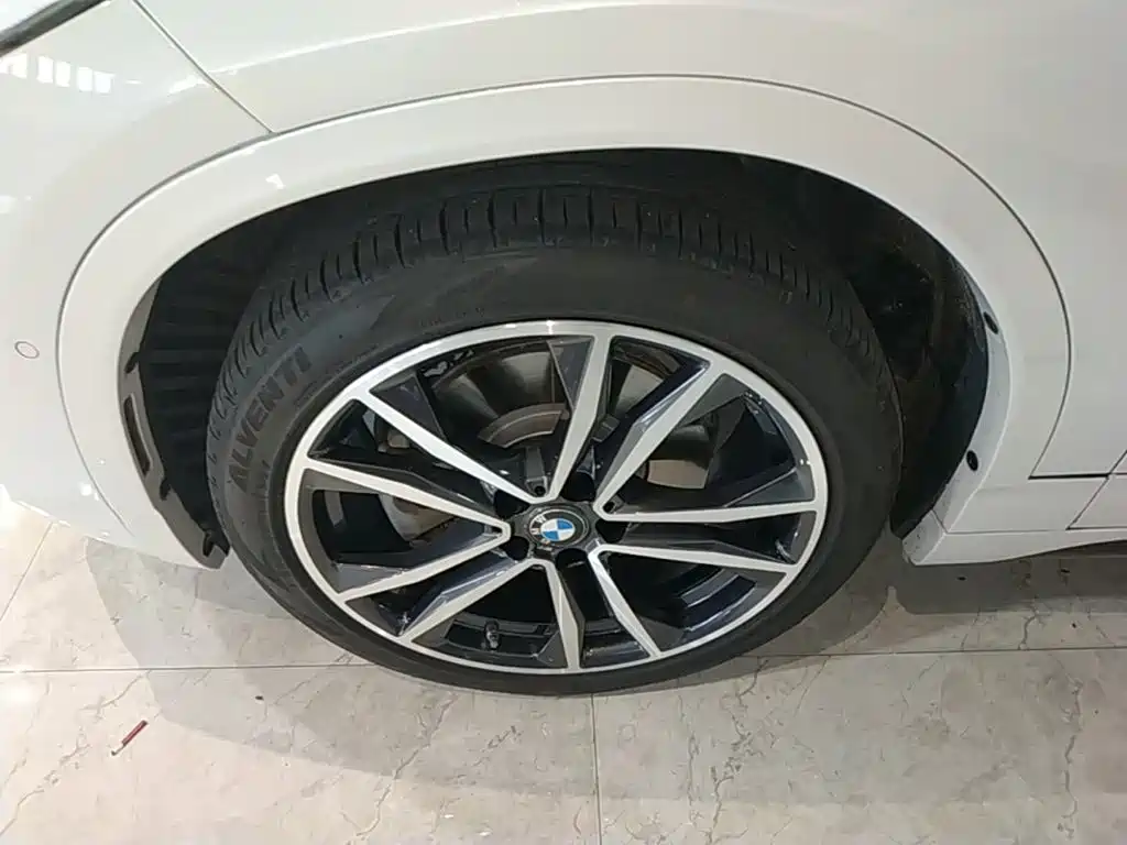 BMW X2 — фото 23