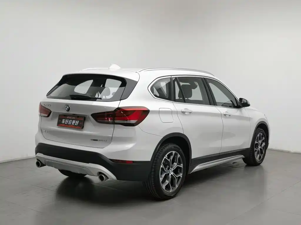 BMW X1 — фото 2