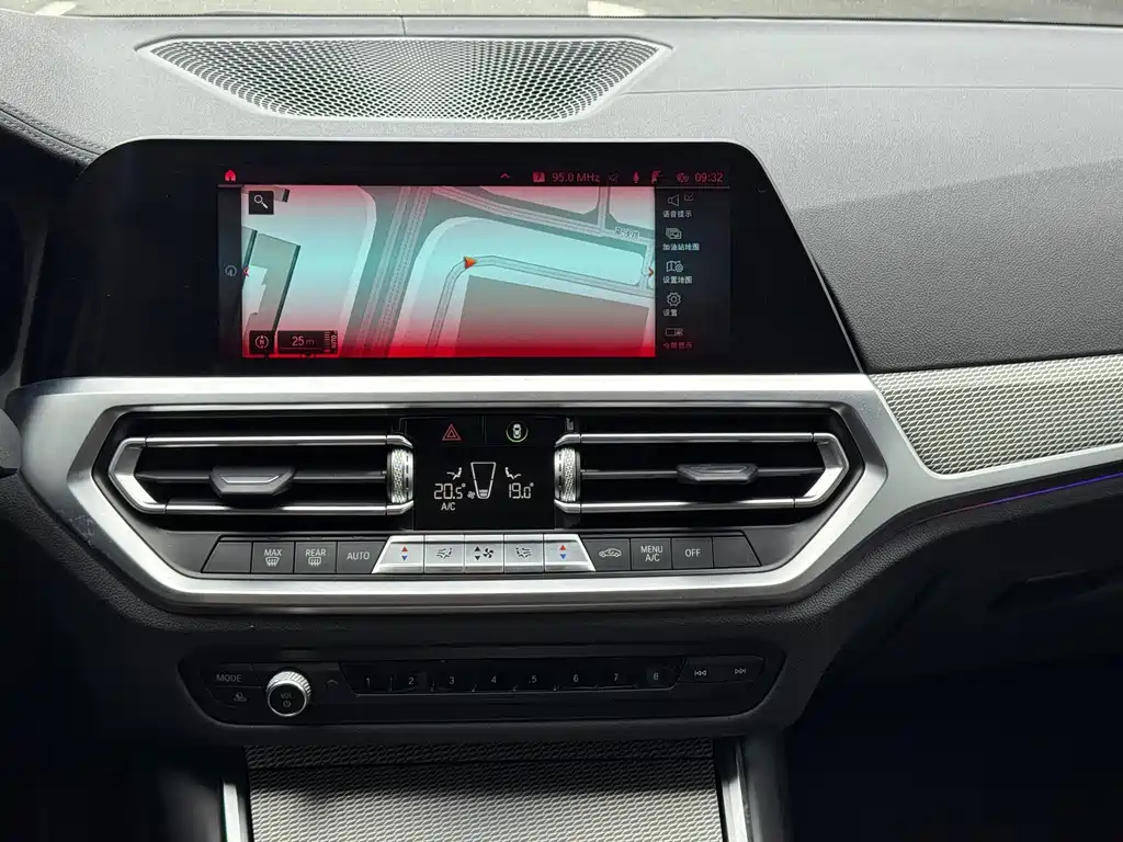 BMW 3 Series — фото 15