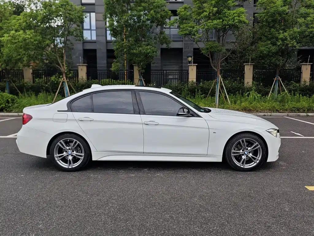 BMW 3 Series — фото 4