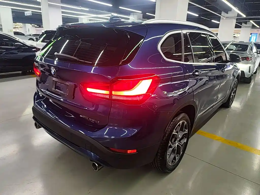 BMW X1 — фото 7