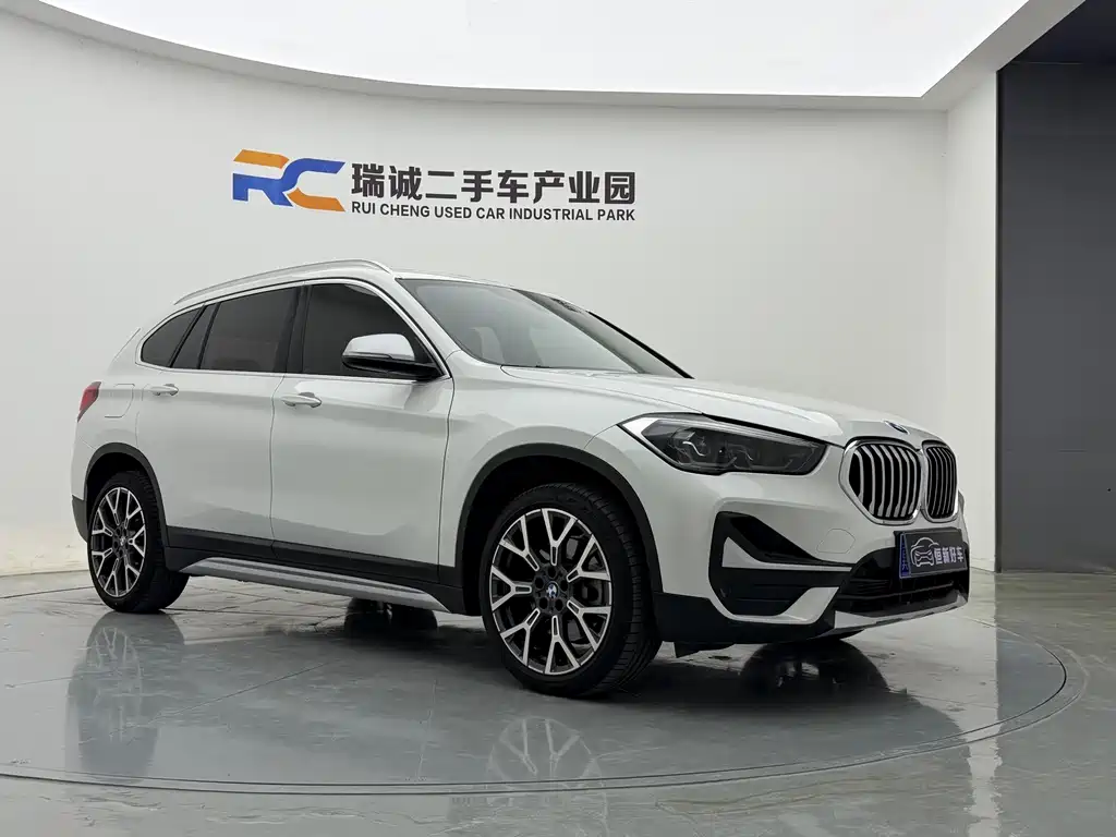 BMW X1 — фото 3