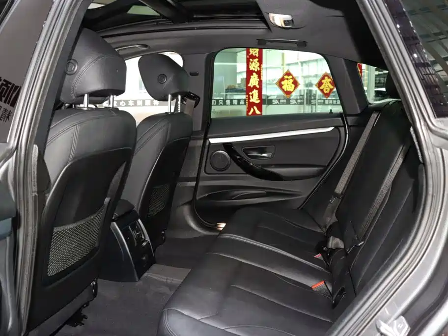 BMW 3 Series GT — фото 11