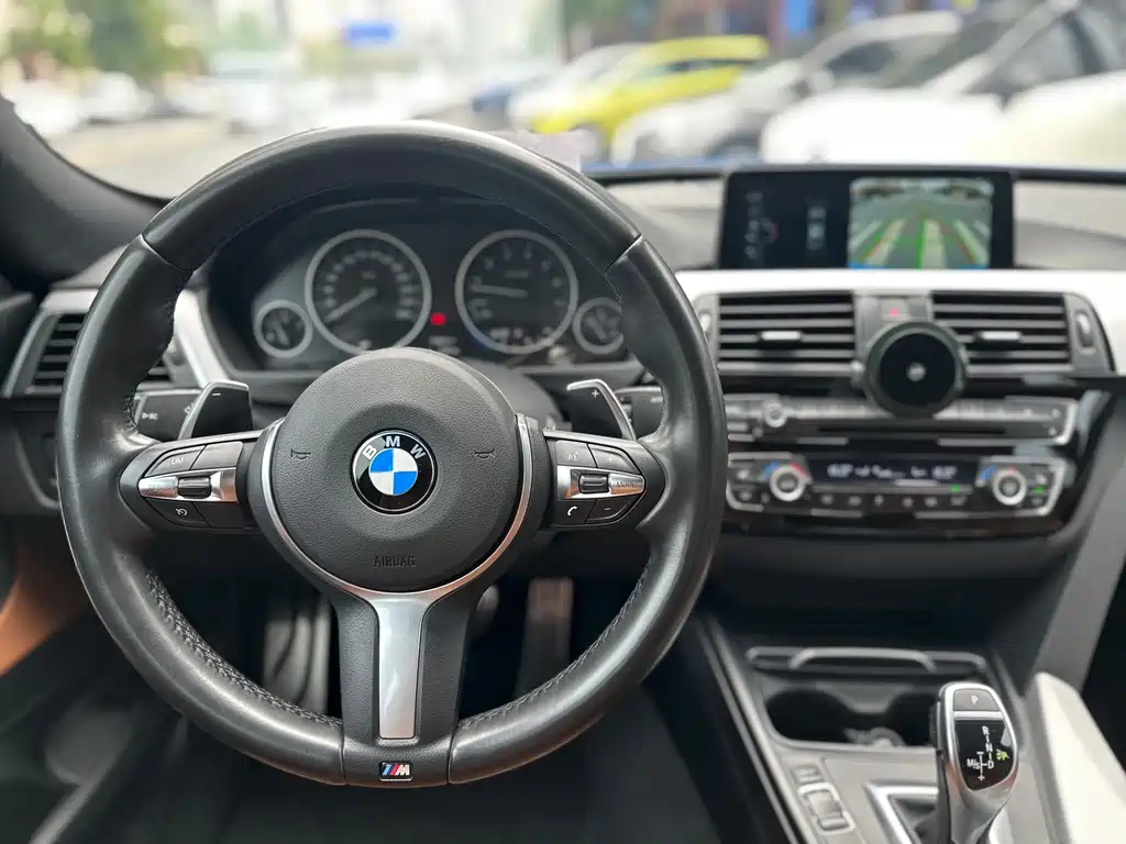 BMW 3 Series GT — фото 8