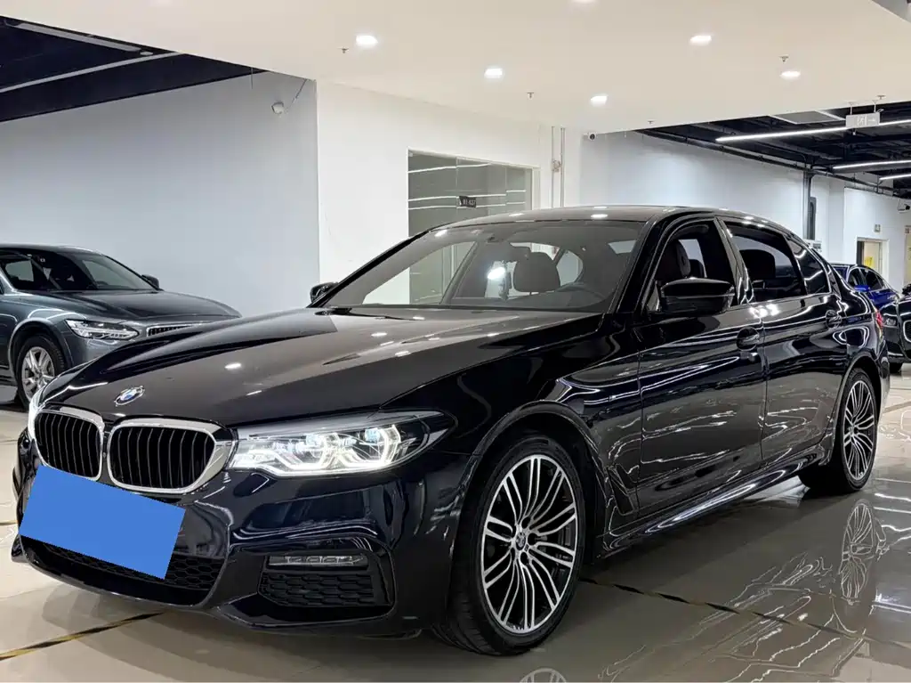 BMW 5 Series — фото 2