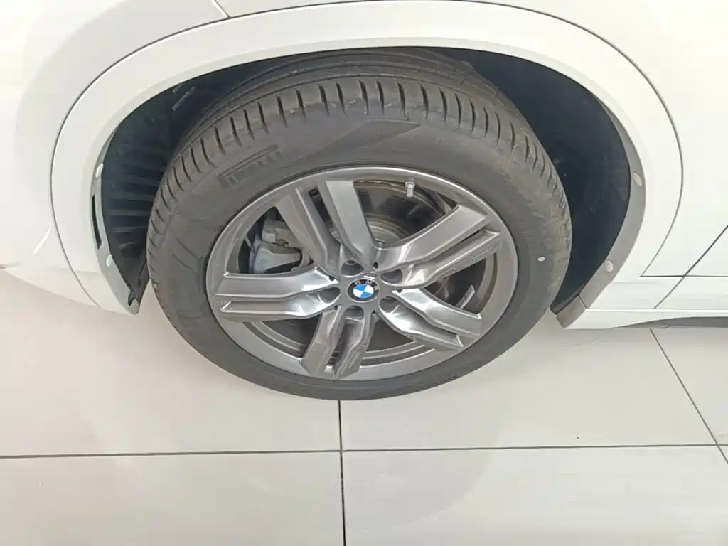 BMW X2 — фото 23