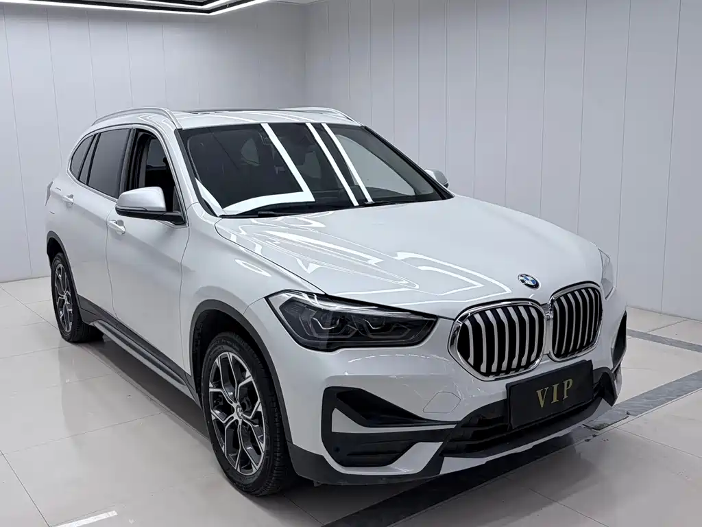 BMW X1 — фото 3