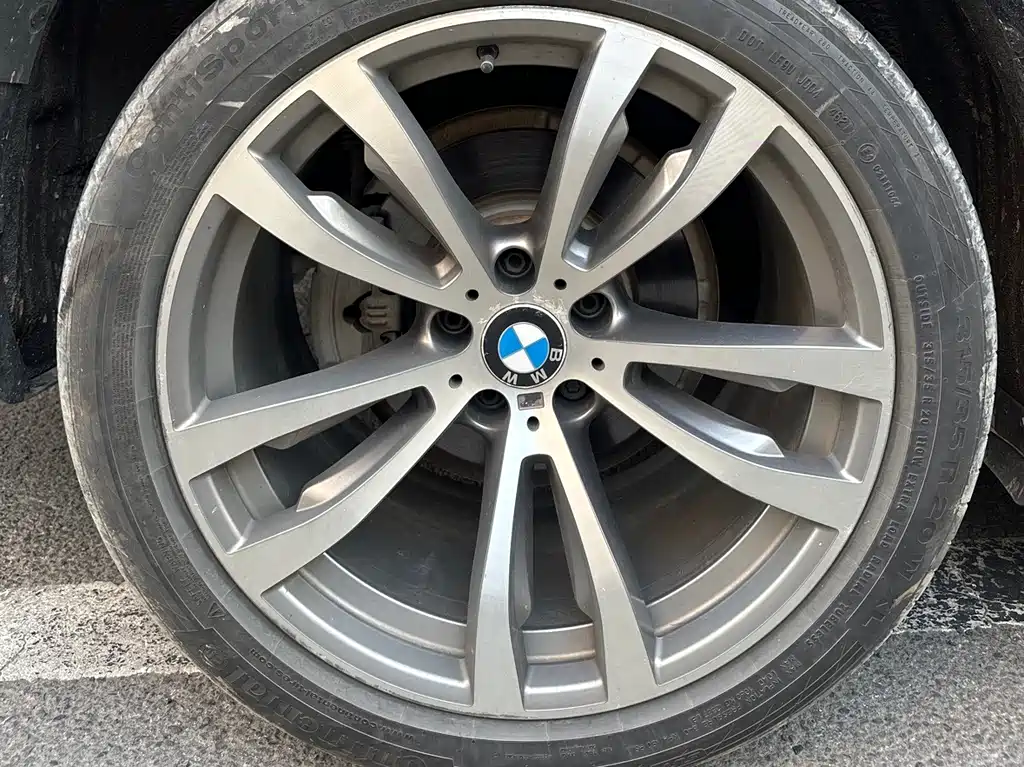 BMW X5 (Import) — фото 6