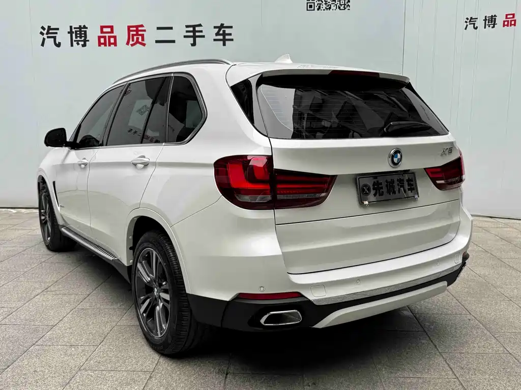 BMW X5 (Import) — фото 7