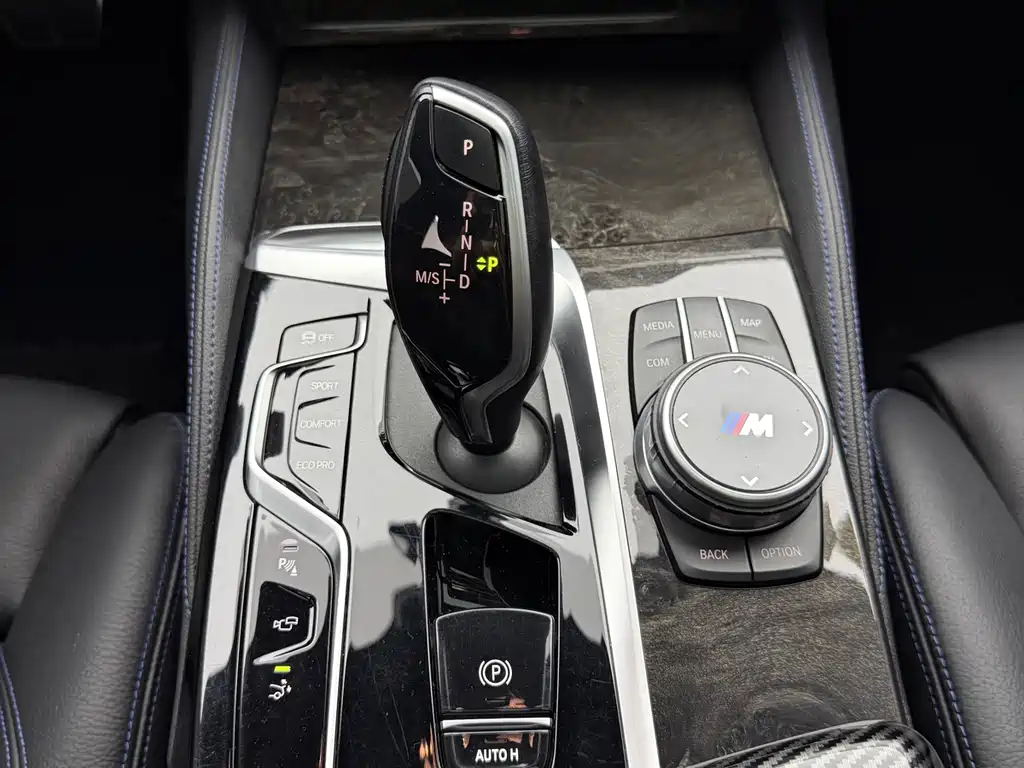 BMW 6 Series GT — фото 13