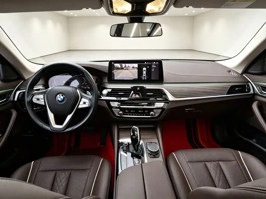 BMW 5 Series — фото 5
