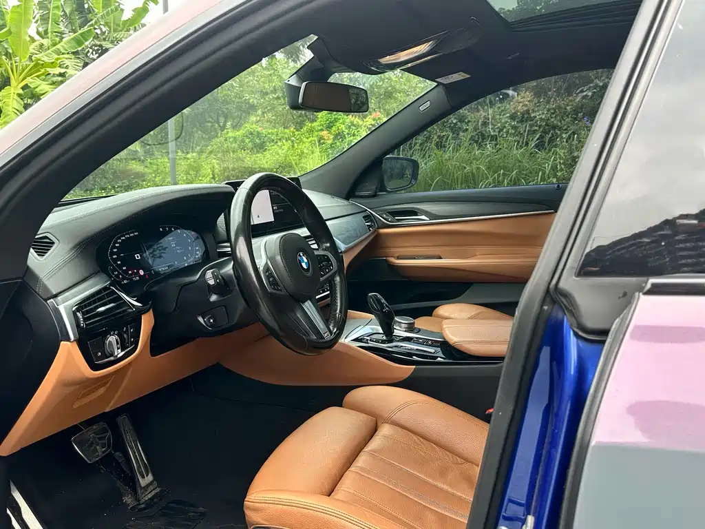 BMW 6 Series GT — фото 11