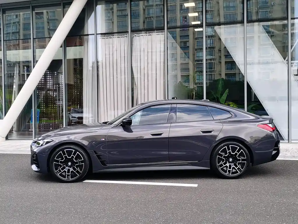 BMW 4 Series — фото 3