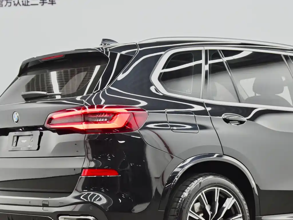 BMW X5 — фото 33