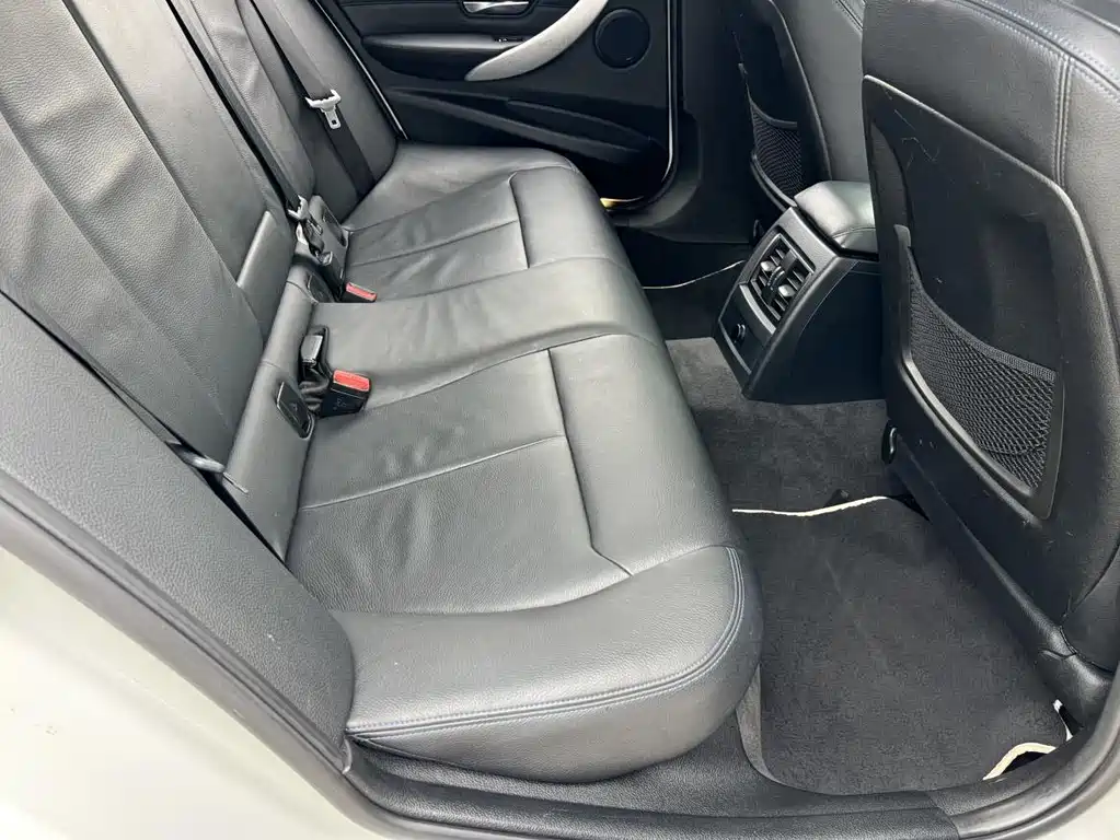 BMW 3 Series — фото 10