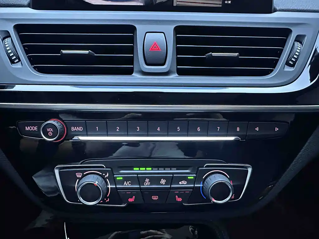 BMW 1 Series — фото 13