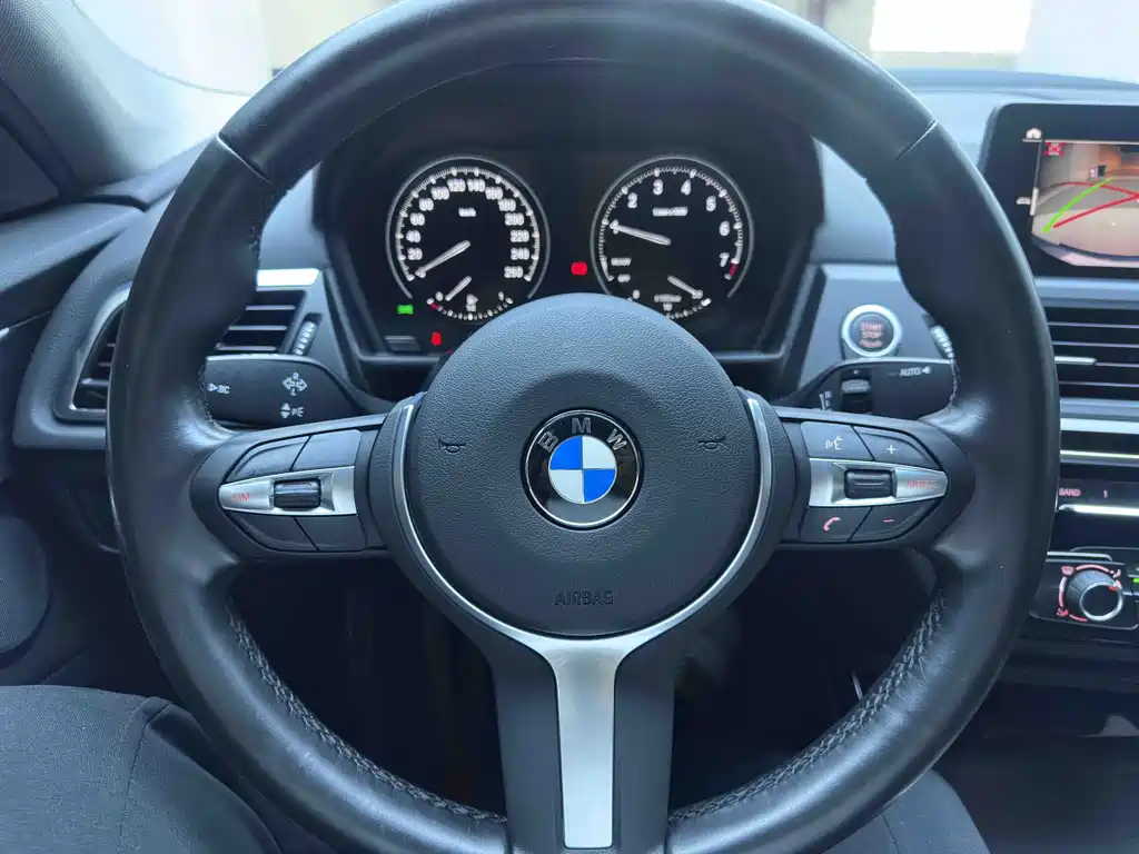 BMW 1 Series — фото 14
