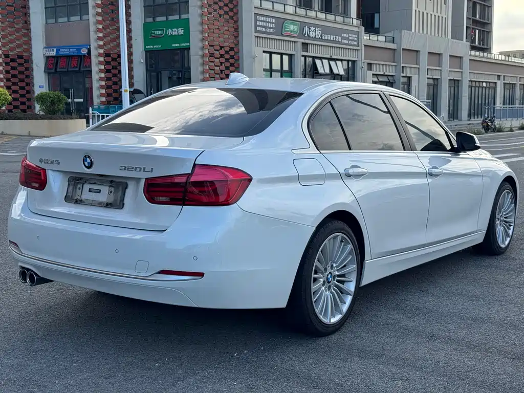 BMW 3 Series — фото 9