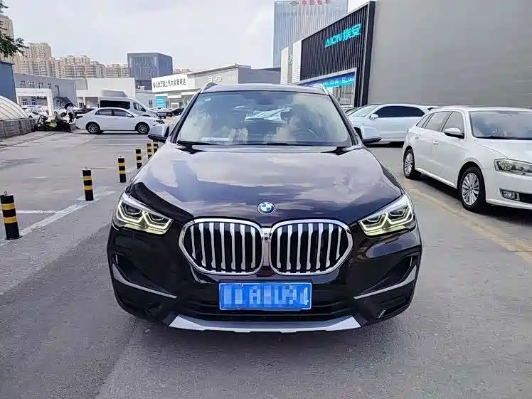 BMW X1 — фото 2