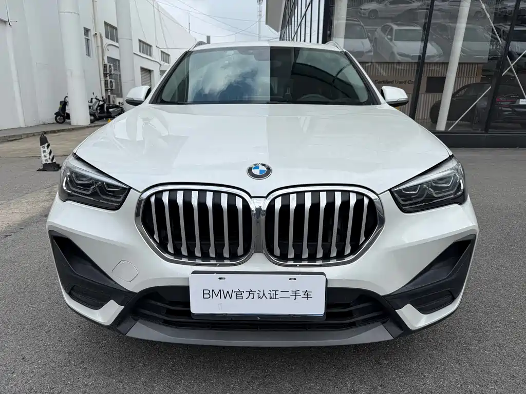 BMW X1 — фото 2