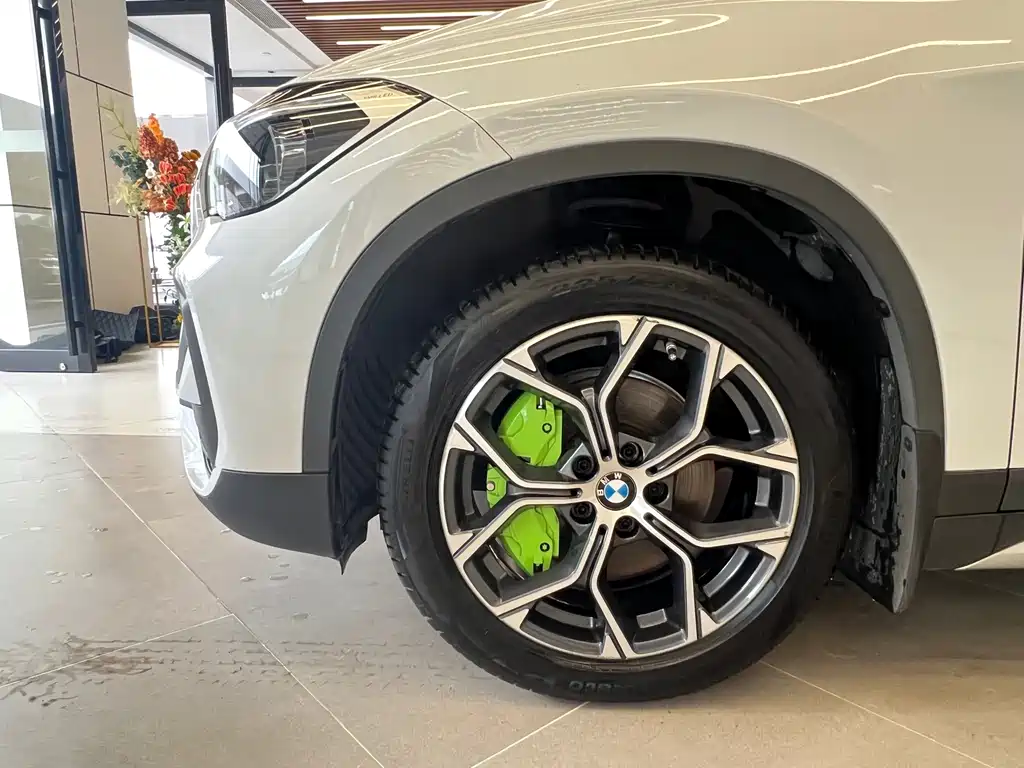 BMW X1 — фото 4