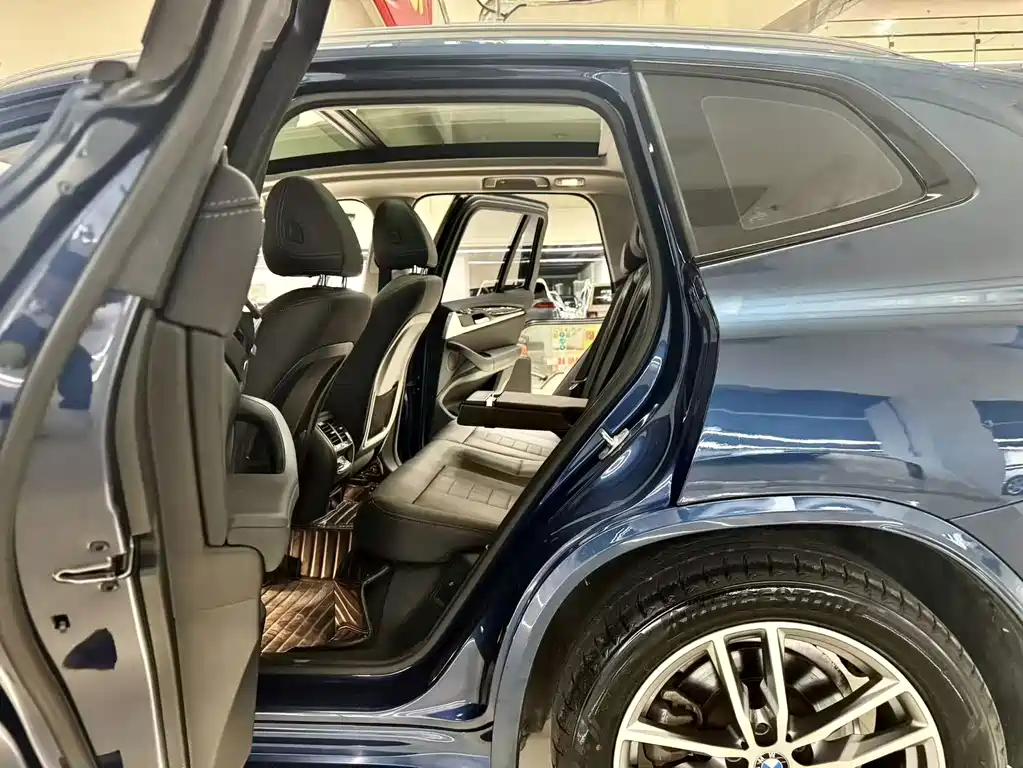 BMW X3 — фото 14
