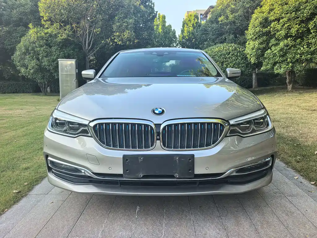 BMW 5 Series New Energy — фото 2