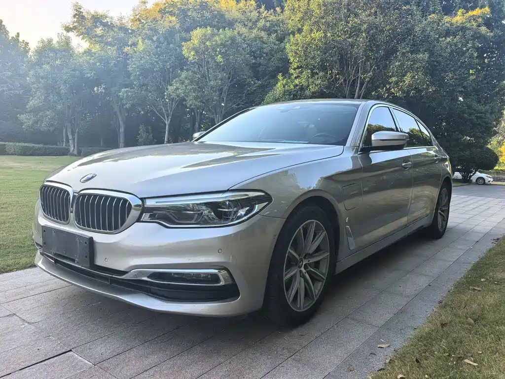 BMW 5 Series New Energy — фото 3