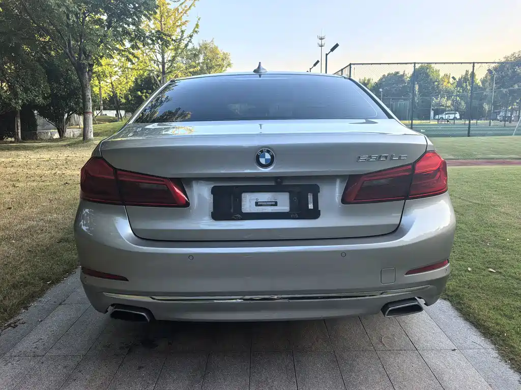 BMW 5 Series New Energy — фото 8