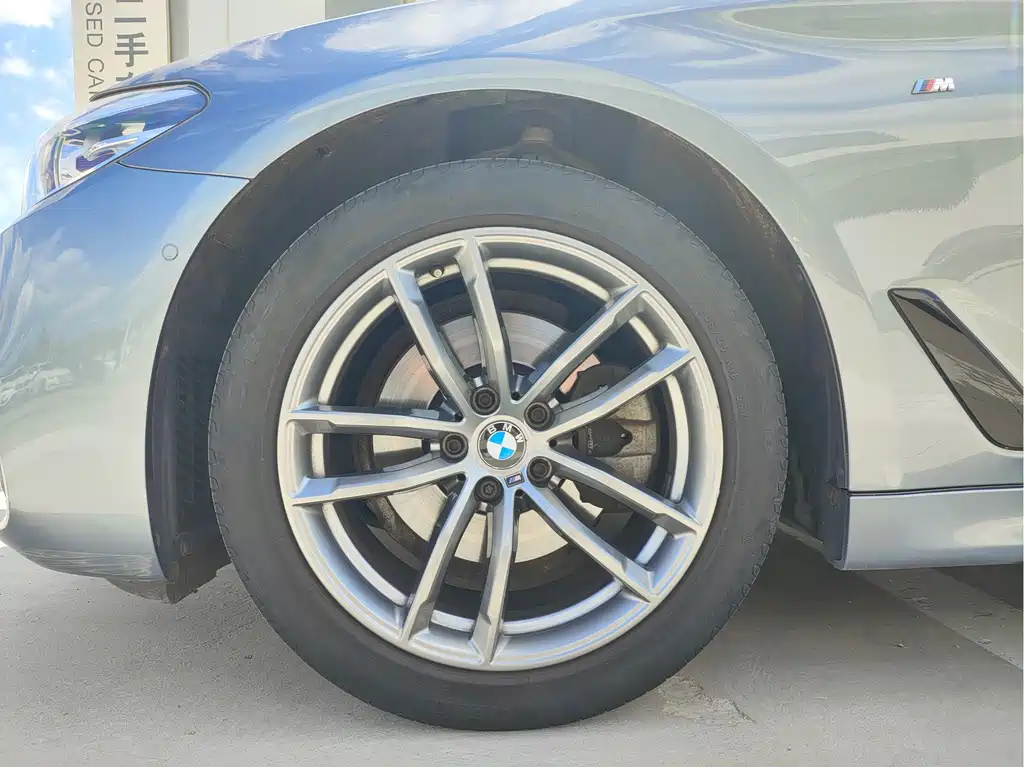 BMW 5 Series (Import) — фото 14