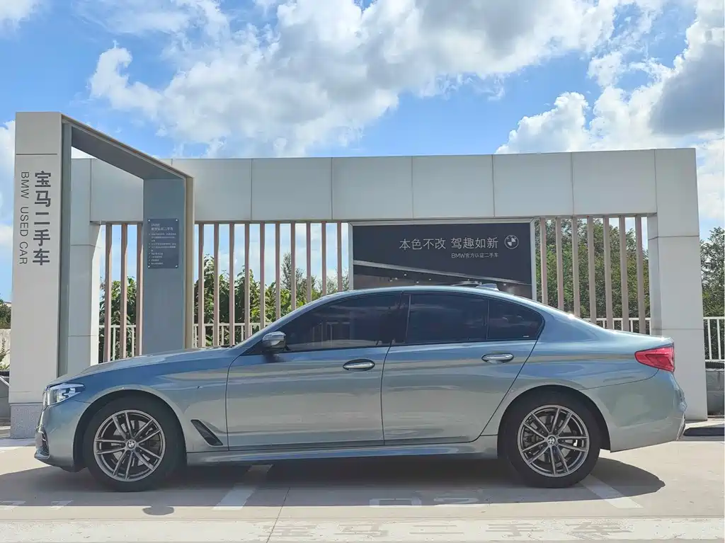 BMW 5 Series (Import) — фото 3