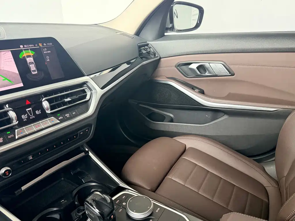 BMW 3 Series — фото 10