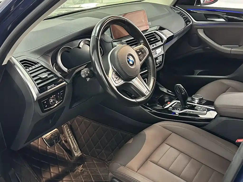 BMW X3 — фото 13