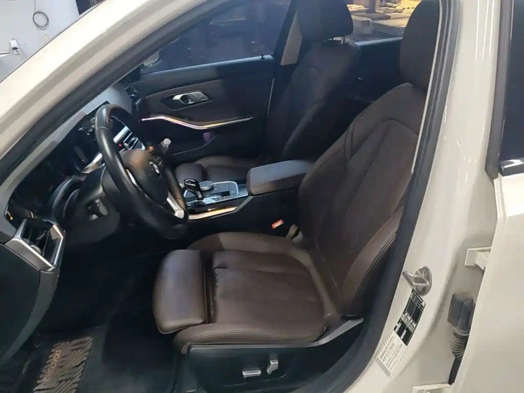 BMW 3 Series — фото 15