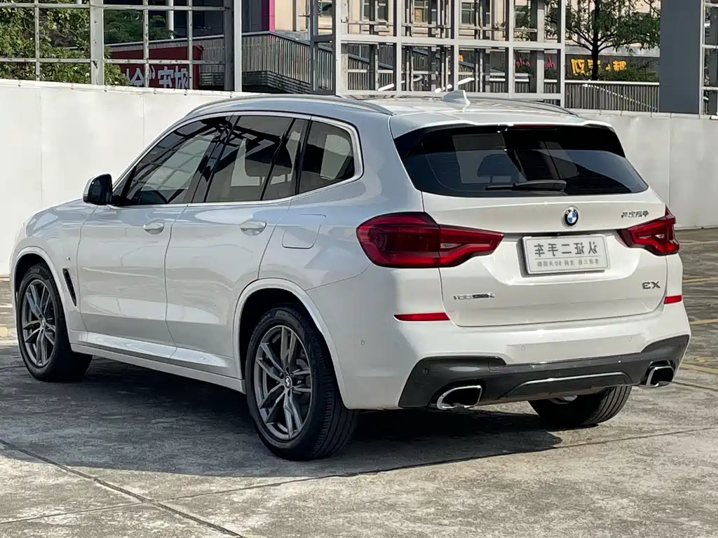 BMW X3 — фото 11