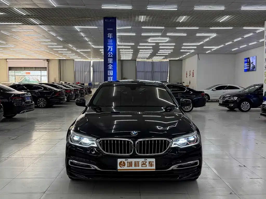 BMW 5 Series — фото 2