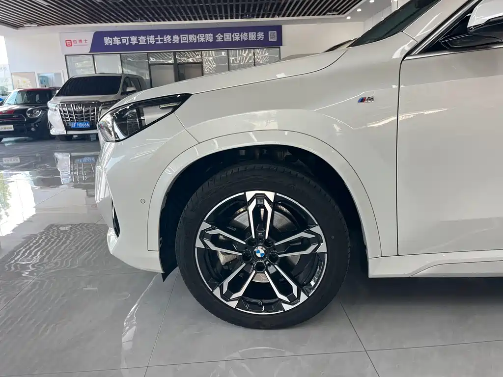 BMW X1 — фото 15