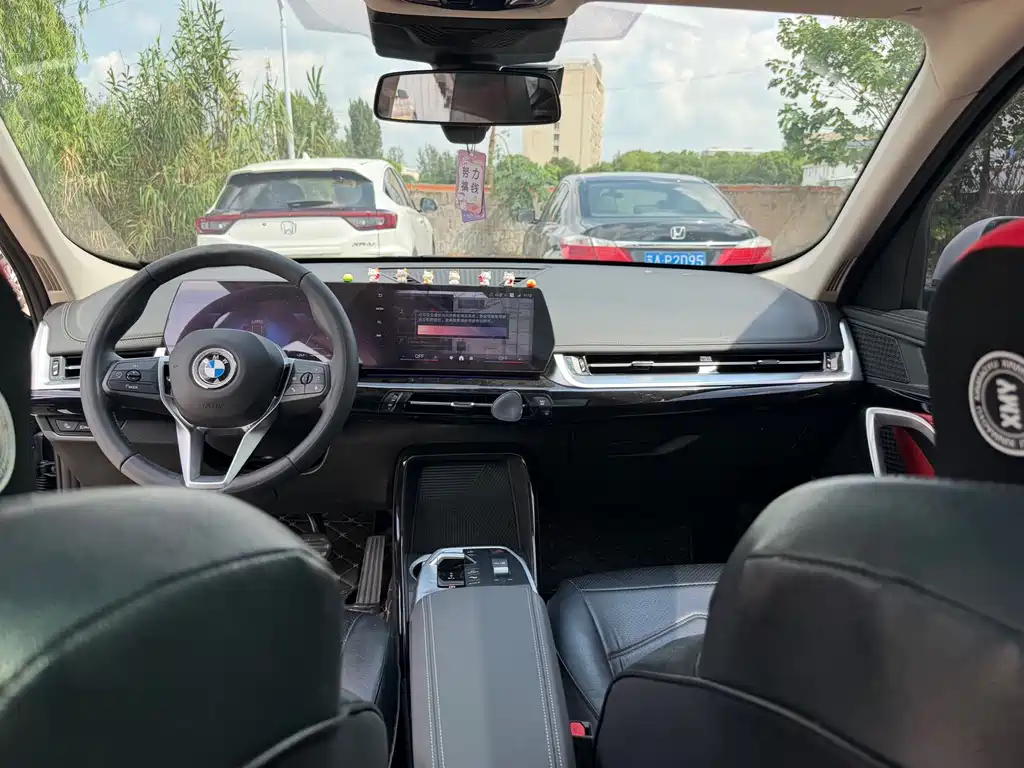 BMW X1 — фото 17