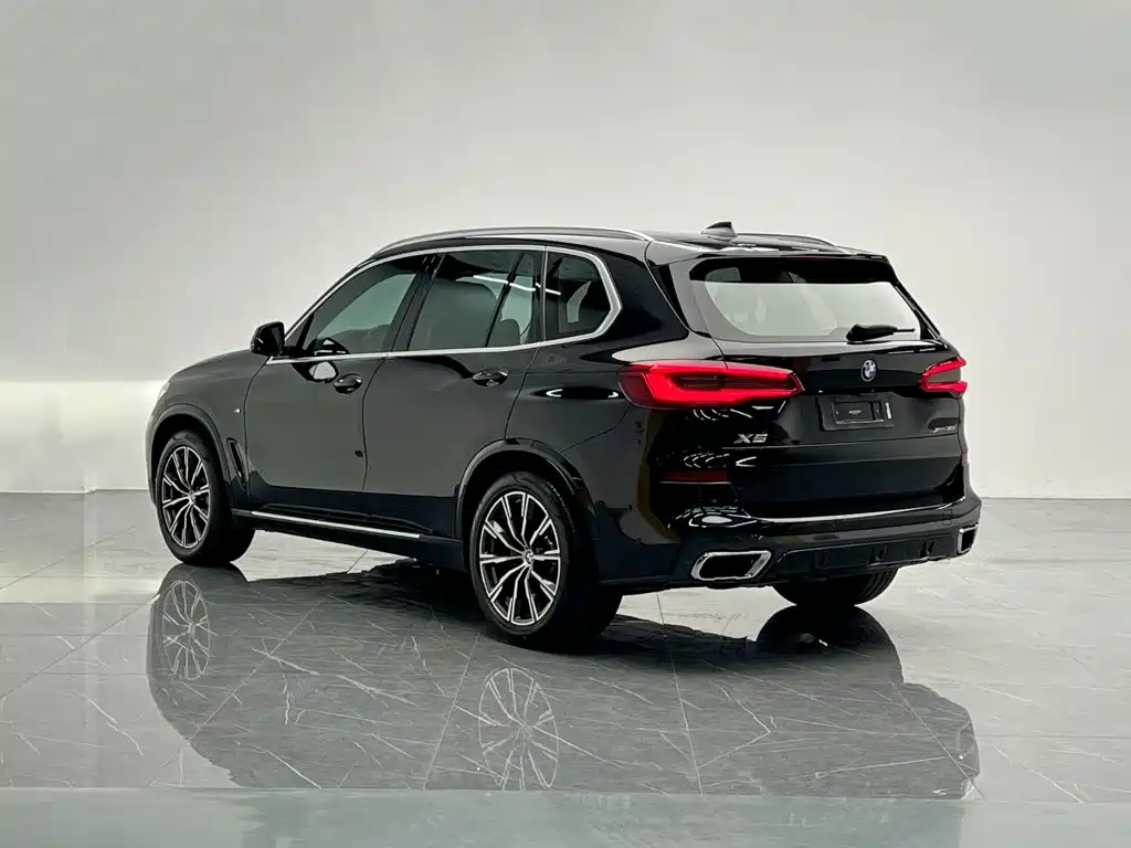 BMW X5 (Import) — фото 4