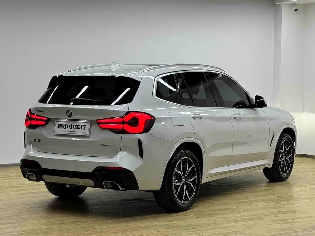 BMW X3 — фото 28