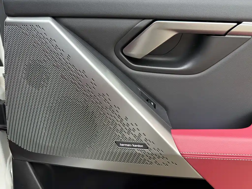 BMW 5 Series — фото 15