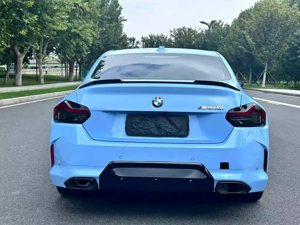 BMW M240i — фото 8