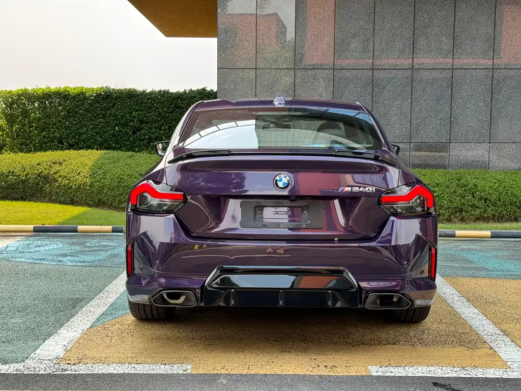 BMW M240i — фото 14