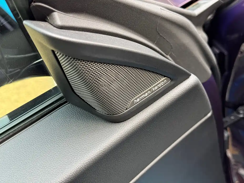 BMW M240i — фото 10