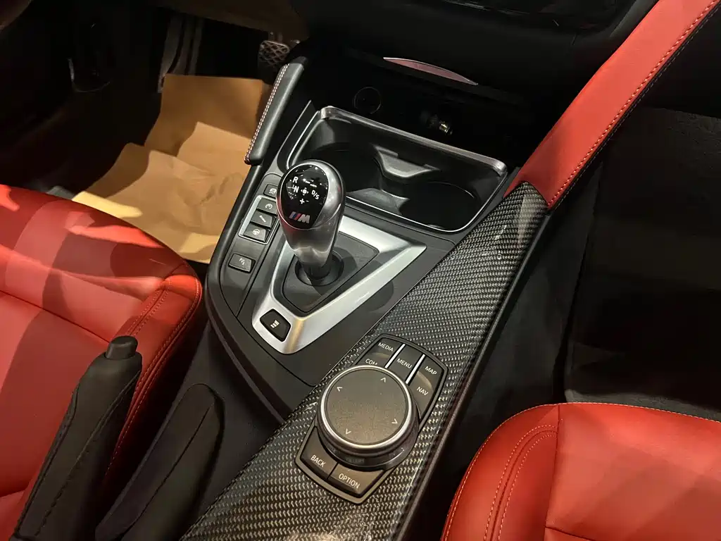 BMW M4 — фото 11