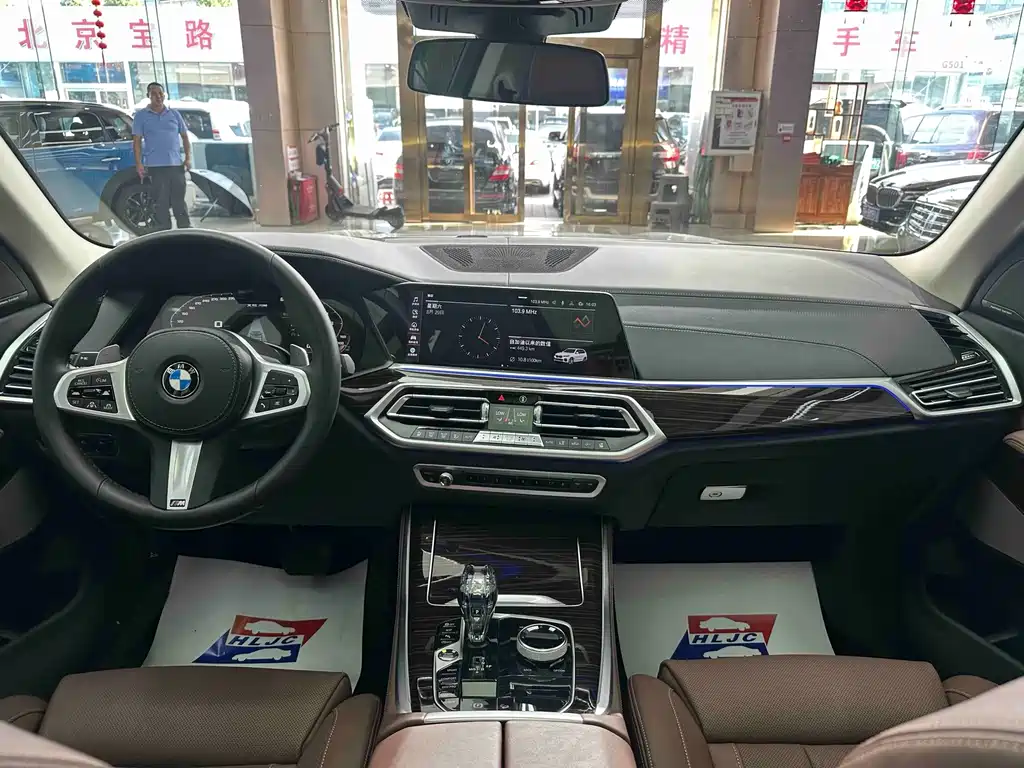 BMW X5 (Import) — фото 6