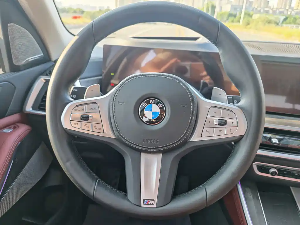 BMW X5 — фото 14