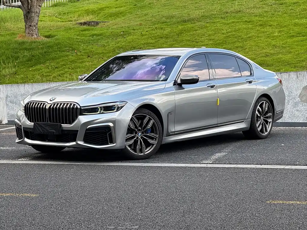 BMW 7 Series — фото 5