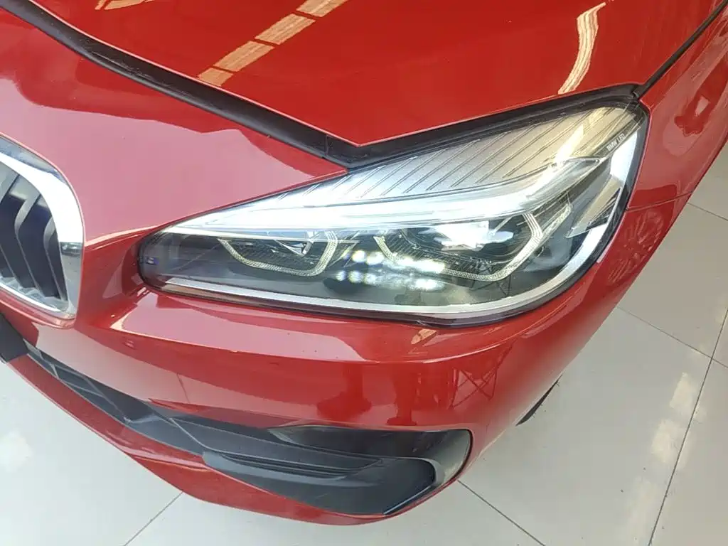 BMW 2 Series Active Tourer — фото 24