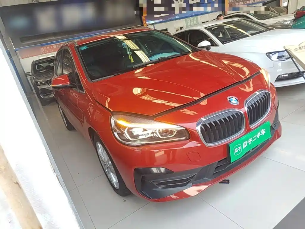 BMW 2 Series Active Tourer — фото 4